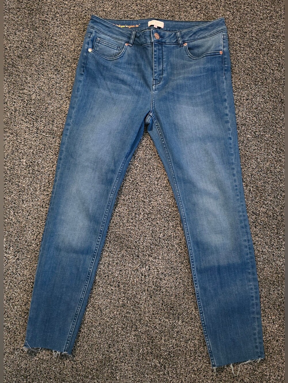 TED BAKER London Magolo Raw Hem Skinny Jeans ROSEGOLD HARDWARE Women 32 NWOT